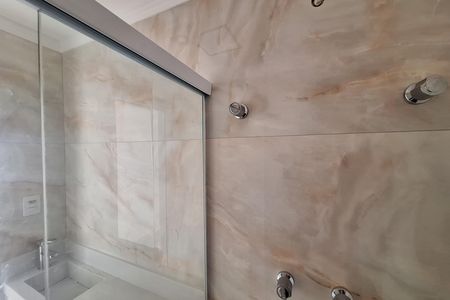 Apartamento para alugar com 60m², 2 quartos e 2 vagas Apartamento para alugar com 60m², 2 quartos e 2 vagasBanheiro