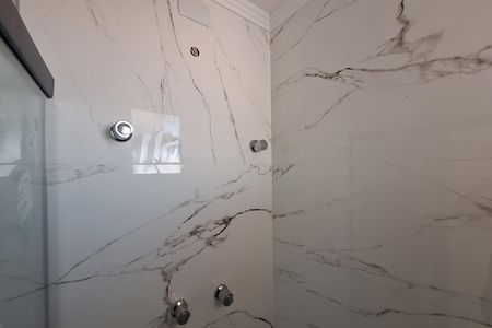 Banheiro da Suíte de apartamento para alugar com 2 quartos, 60m² em Campestre, Santo André