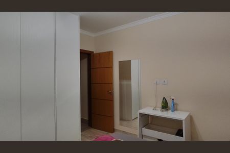 Casa à venda com 3 quartos, 145m² em Parque Maria Domitila, São Paulo