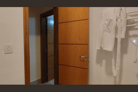 Casa à venda com 3 quartos, 145m² em Parque Maria Domitila, São Paulo