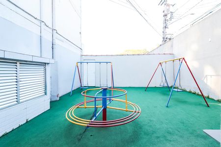 Apartamento à venda com 56m², 3 quartos e 1 vaga Apartamento à venda com 56m², 3 quartos e 1 vagaÁrea comum - Playground