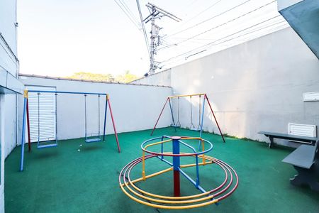 Apartamento à venda com 56m², 3 quartos e 1 vaga Apartamento à venda com 56m², 3 quartos e 1 vagaÁrea comum - Playground