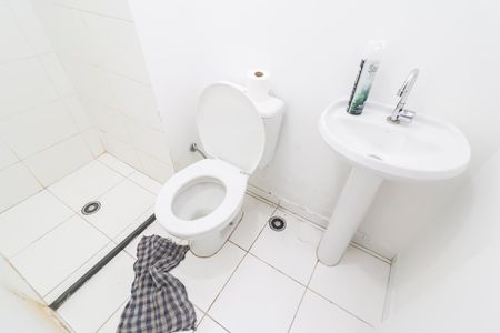 Apartamento para alugar com 36m², 2 quartos e sem vagaBanheiro