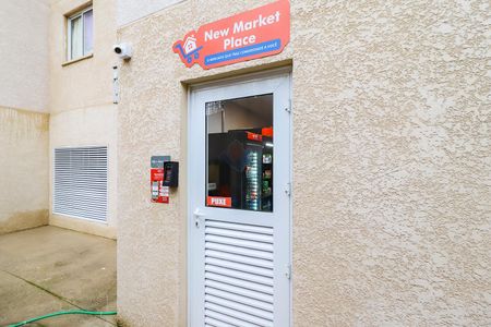 Apartamento para alugar com 36m², 2 quartos e sem vagaMercadinho 24h