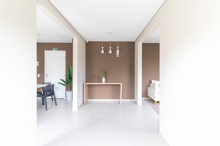 Apartamento para alugar com 36m², 2 quartos e sem vagaÁrea comum - Salão de festas