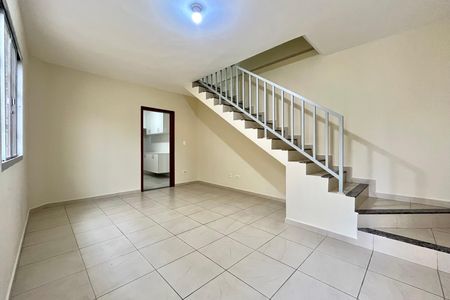 Sala de casa para alugar com 2 quartos, 78m² em Jabaquara, São Paulo