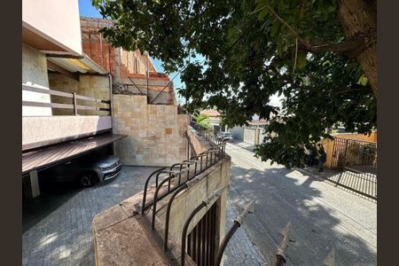 Casa à venda com 3 quartos, 250m² em Vila Sonia, São Paulo