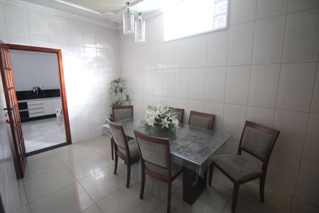 Casa à venda com 290m², 3 quartos e 1 vagaCopa