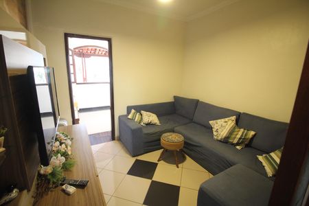 Casa à venda com 290m², 3 quartos e 1 vagaSala