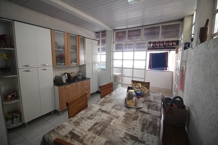Casa à venda com 290m², 3 quartos e 1 vagaCozinha