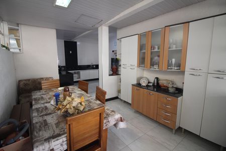 Casa à venda com 290m², 3 quartos e 1 vagaCozinha