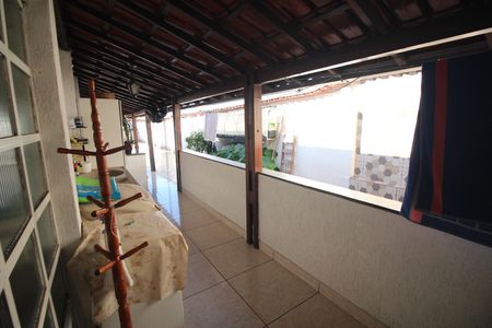 Casa à venda com 290m², 3 quartos e 1 vagaÁrea de Serviço