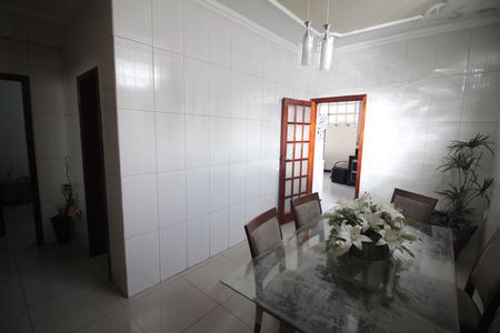 Casa à venda com 290m², 3 quartos e 1 vagaCopa