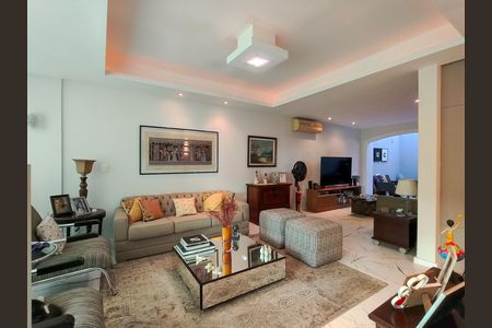 Sala de casa à venda com 3 quartos, 180m² em Vila Isabel, Rio de Janeiro