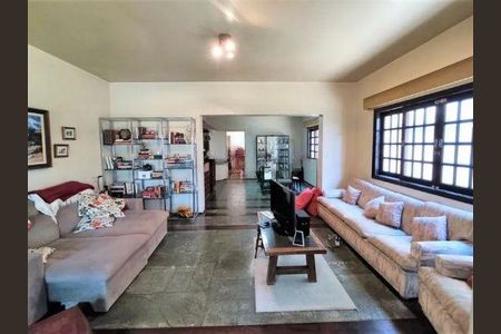 Casa à venda com 4 quartos, 320m² em Butantã, São Paulo