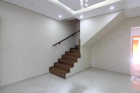 Casa para alugar com 2 quartos, 100m² em Jardim Santa Maria, São Paulo