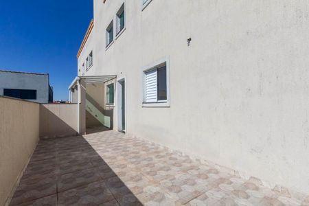 Apartamento para alugar com 43m², 2 quartos e sem vaga Apartamento para alugar com 43m², 2 quartos e sem vagaVaranda e Área de Serviço