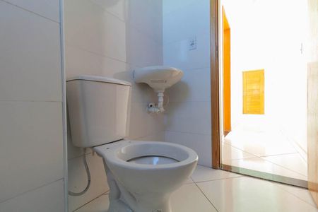 Apartamento para alugar com 43m², 2 quartos e sem vaga Apartamento para alugar com 43m², 2 quartos e sem vagaBanheiro