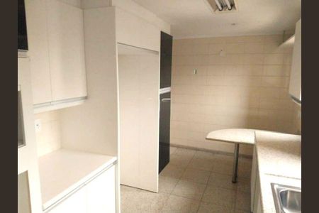 Apartamento à venda com 212m², 4 quartos e 3 vagas