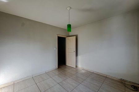 Quarto 1 de casa para alugar com 2 quartos, 180m² em Vila Prudente, São Paulo