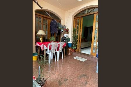 Casa à venda com 280m², 3 quartos e 2 vagas