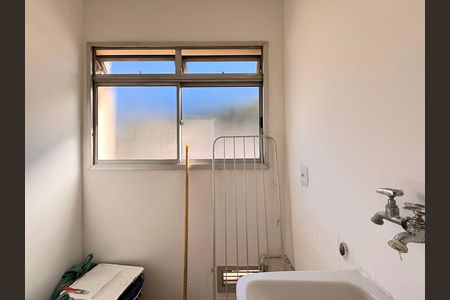 Apartamento para alugar com 49m², 2 quartos e 1 vaga Apartamento para alugar com 49m², 2 quartos e 1 vagaLavanderia