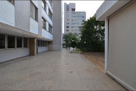 Apartamento à venda com 400m², 5 quartos e 2 vagas Apartamento à venda com 400m², 5 quartos e 2 vagasÁrea comum