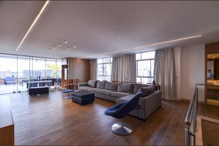 Apartamento à venda com 400m², 5 quartos e 2 vagas Apartamento à venda com 400m², 5 quartos e 2 vagasSala Cobertura