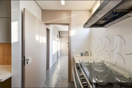 Apartamento à venda com 400m², 5 quartos e 2 vagas Apartamento à venda com 400m², 5 quartos e 2 vagasCozinha