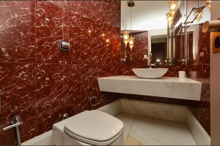 Apartamento à venda com 400m², 5 quartos e 2 vagas Apartamento à venda com 400m², 5 quartos e 2 vagasLavabo