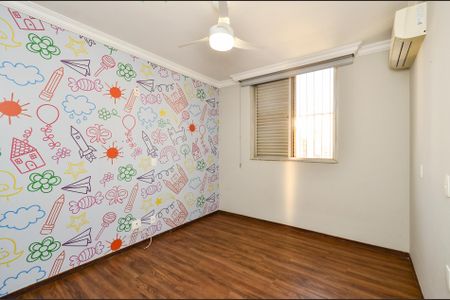 Apartamento à venda com 400m², 5 quartos e 2 vagas Apartamento à venda com 400m², 5 quartos e 2 vagasQuarto 2
