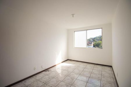 Apartamento para alugar com 76m², 3 quartos e sem vaga Apartamento para alugar com 76m², 3 quartos e sem vagaSala