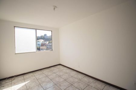 Apartamento para alugar com 76m², 3 quartos e sem vaga Apartamento para alugar com 76m², 3 quartos e sem vagaSala