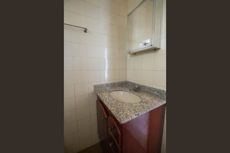 Apartamento para alugar com 76m², 3 quartos e sem vaga Apartamento para alugar com 76m², 3 quartos e sem vagaBanheiro