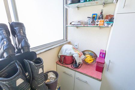 Apartamento à venda com 49m², 2 quartos e 1 vagaArea de serviço