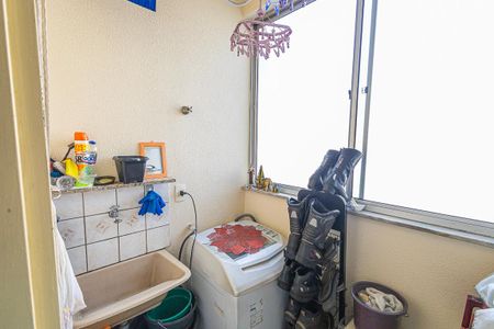 Apartamento à venda com 49m², 2 quartos e 1 vagaArea de serviço