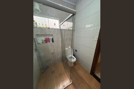 Casa à venda com 144m², 3 quartos e 3 vagasBanheiro