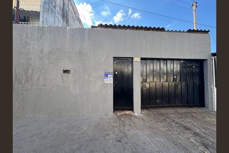 Casa à venda com 144m², 3 quartos e 3 vagasFachada