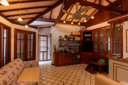 Apartamento à venda com 300m², 3 quartos e 3 vagas Apartamento à venda com 300m², 3 quartos e 3 vagasSala 2