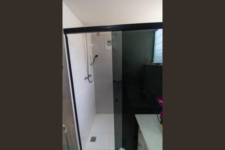 Apartamento à venda com 300m², 3 quartos e 3 vagas Apartamento à venda com 300m², 3 quartos e 3 vagasBanheiro Social