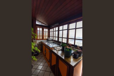 Apartamento à venda com 300m², 3 quartos e 3 vagas Apartamento à venda com 300m², 3 quartos e 3 vagasCobertura