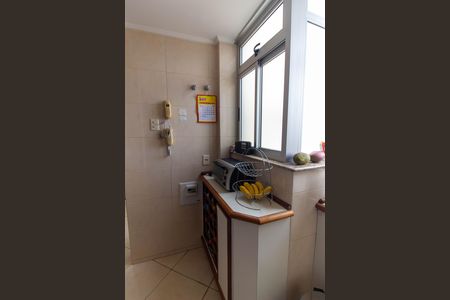 Apartamento à venda com 300m², 3 quartos e 3 vagas Apartamento à venda com 300m², 3 quartos e 3 vagasCozinha e Área de Serviço