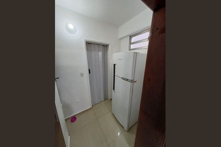 Casa à venda com 212m², 3 quartos e 2 vagas Casa à venda com 212m², 3 quartos e 2 vagasCozinha