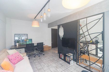 Sala de apartamento para alugar com 2 quartos, 75m² em Bom Fim, Porto Alegre
