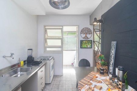 Cozinha de apartamento para alugar com 2 quartos, 75m² em Bom Fim, Porto Alegre