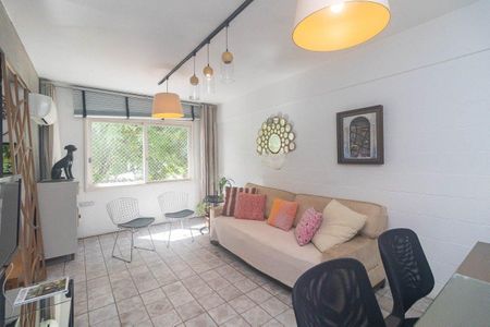 Sala de apartamento para alugar com 2 quartos, 75m² em Bom Fim, Porto Alegre