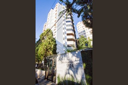 Apartamento para alugar com 174m², 3 quartos e 3 vagas