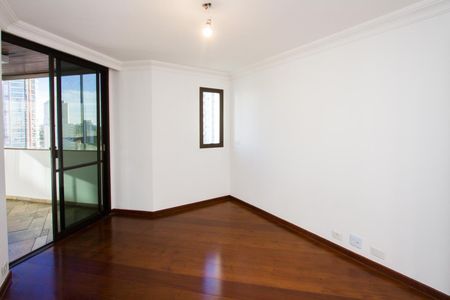 Apartamento para alugar com 174m², 3 quartos e 3 vagas