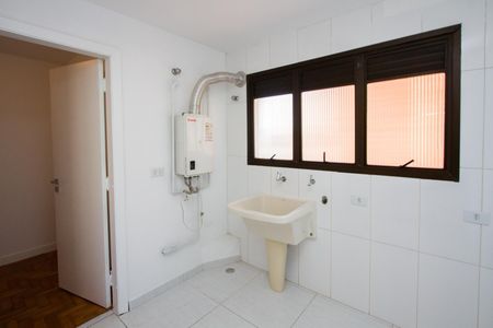 Apartamento para alugar com 174m², 3 quartos e 3 vagas