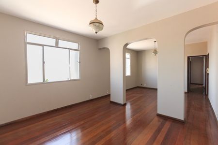 Apartamento para alugar com 145m², 3 quartos e 1 vaga